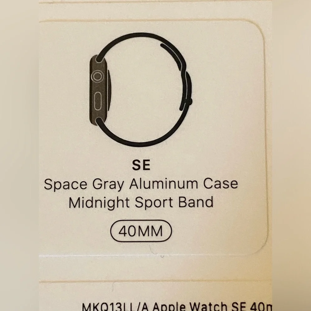 🩶🖤🩶NWT Apple iWatch SE (1st Gen.) Space Grey Aluminum Case Midnight Sport